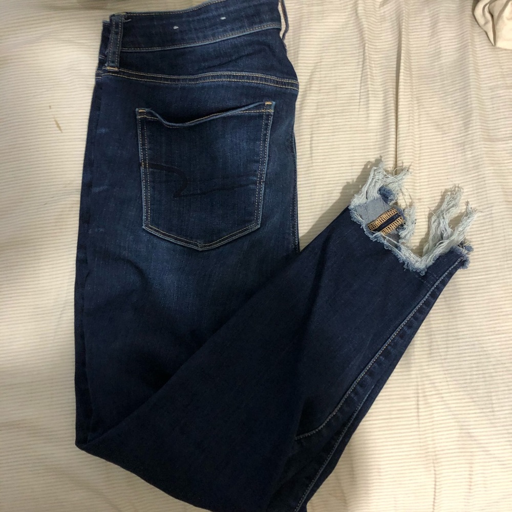 Adorable crop jeans